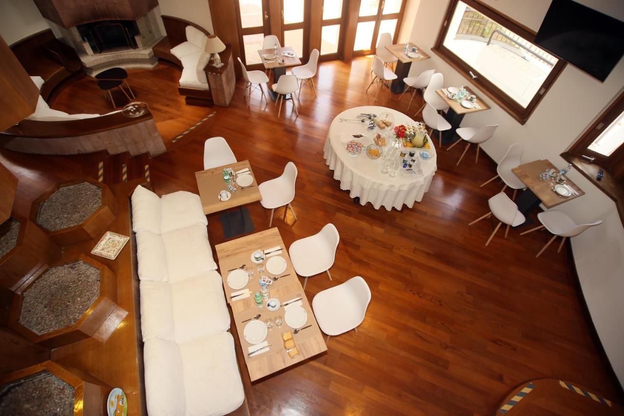 Paradise Suite Latina Exterior photo